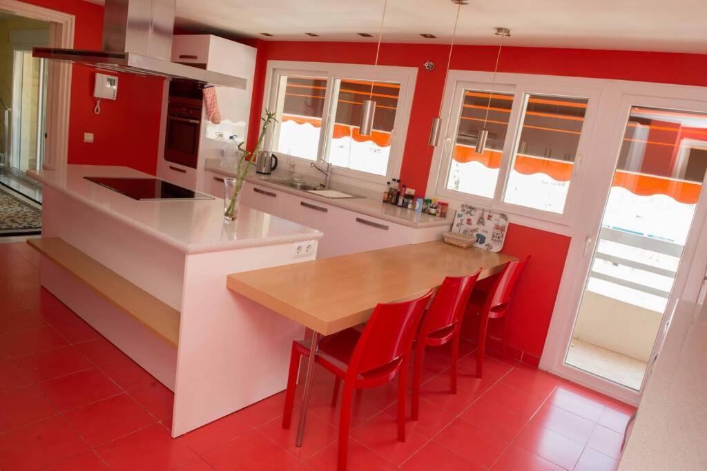Penthouse With Private Pool, Hot Tub Jacuzzi With Sea Views And Chill-Out Zone, Close To The Sea Μαρμπέλλα Εξωτερικό φωτογραφία