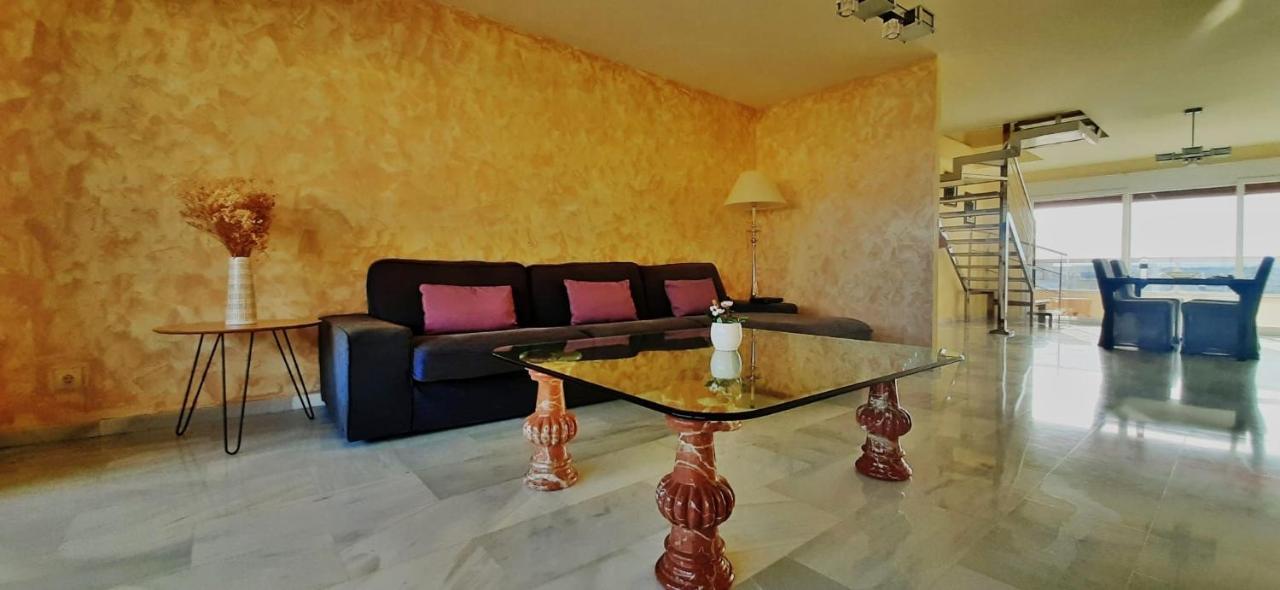 Penthouse With Private Pool, Hot Tub Jacuzzi With Sea Views And Chill-Out Zone, Close To The Sea Μαρμπέλλα Εξωτερικό φωτογραφία