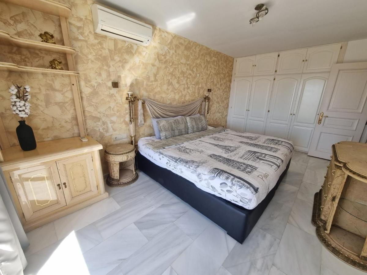 Penthouse With Private Pool, Hot Tub Jacuzzi With Sea Views And Chill-Out Zone, Close To The Sea Μαρμπέλλα Εξωτερικό φωτογραφία